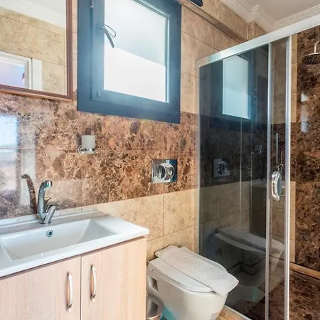 Βίλα Celebrity G *