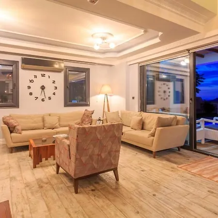 Celebrity G * Φετιγιέ