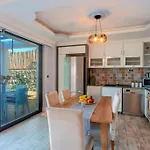 Celebrity G Villa *