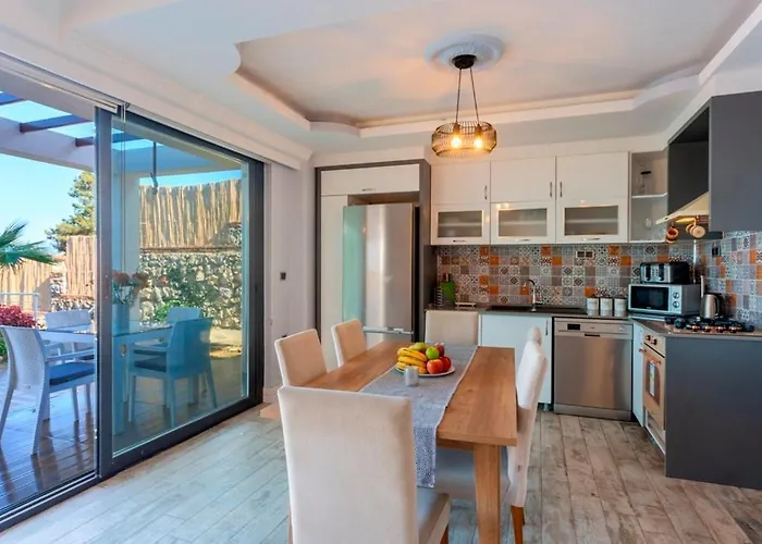 Celebrity G 别墅 *